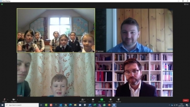 Stephen Crabb and Redhill School’s year 3 and 4 pupils talk about their brilliant work in promoting Finn’s Law Part 2